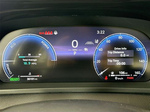 Certified 2023 Toyota Crown AWD/4WD image 20