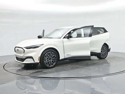 New 2025 Ford Mustang Mach-E Premium image 26