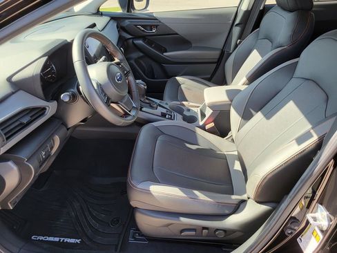 Certified 2025 Subaru Crosstrek 2.5i Limited w/ Crosstrek Mirror Package image 21