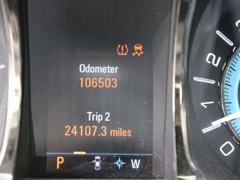 Used 2010 Buick LaCrosse CXS w/ Touring Package image 16