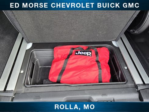 Used 2018 Jeep Wrangler Unlimited Rubicon image 29