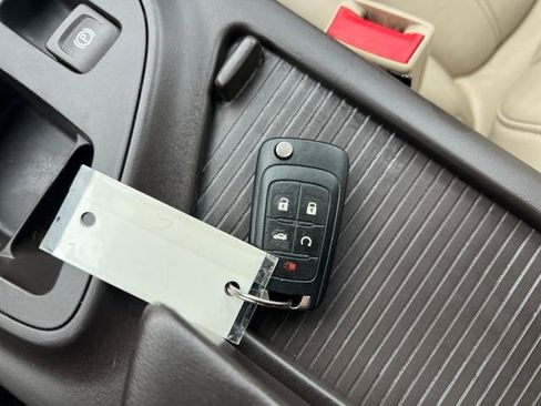 Used 2015 Buick Regal Premium image 28