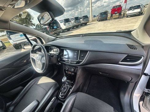 Used 2018 Buick Encore Preferred FWD image 27