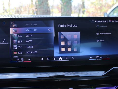 Used 2024 BMW 530i xDrive w/ Executive Package image 18