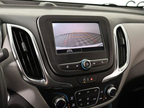 Used 2024 Chevrolet Equinox LT w/ Driver Convenience Package image 6