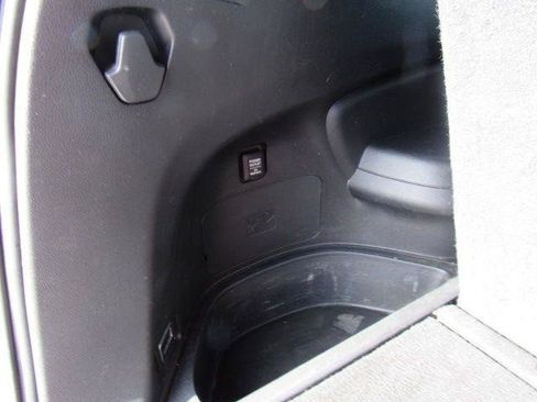 Used 2018 Honda Pilot EX image 49