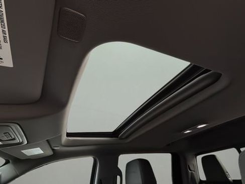 Used 2021 GMC Sierra 1500 Denali w/ Technology Package image 14