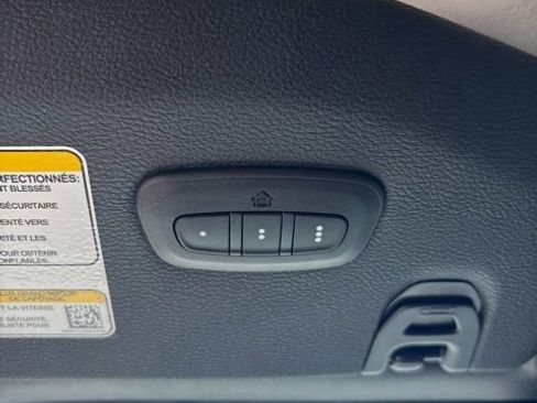 Used 2025 Jeep Wrangler Unlimited Sport AWD/4WD image 22