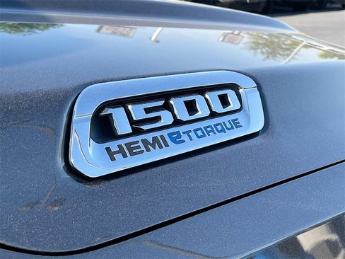 Used 2024 RAM 1500 Big Horn image 32