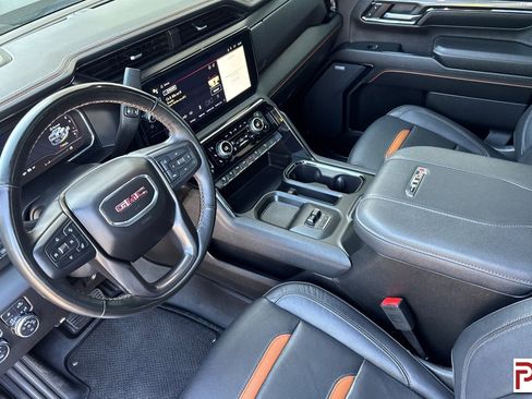 Used 2024 GMC Sierra 2500 AT4 w/ AT4 Premium Plus Package AWD/4WD image 10