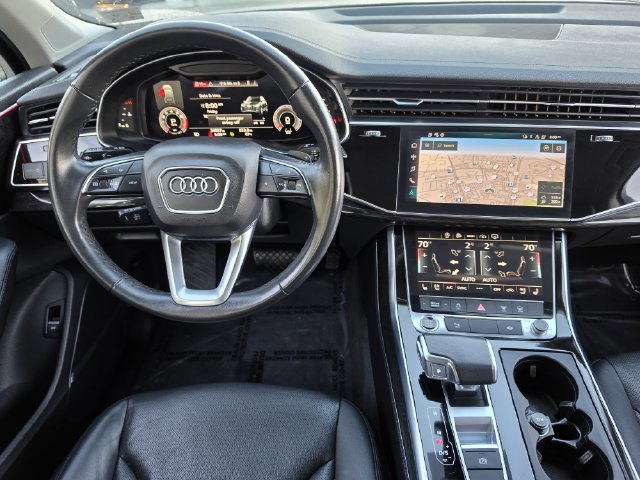 Used 2023 Audi Q7 3.0T Premium Plus w/ Premium Plus Package AWD/4WD image 12