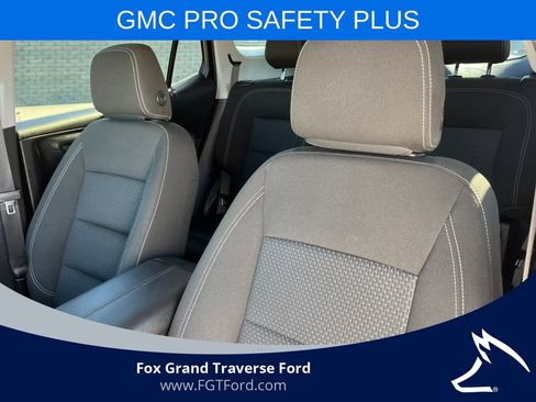 Used 2022 GMC Terrain SLE w/ Driver Convenience Package FWD image 10