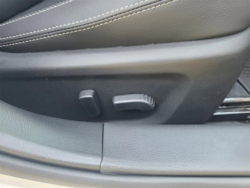 New 2025 Nissan Altima 2.5 SL image 9