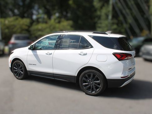 Used 2023 Chevrolet Equinox RS FWD image 6