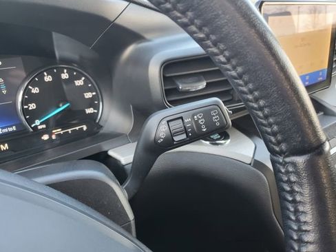 Used 2020 Ford Explorer XLT image 15