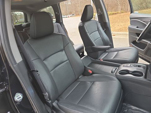 Used 2022 Honda Pilot Special Edition image 10