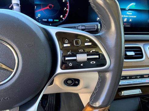 Used 2020 Mercedes-Benz GLE 580 4MATIC image 24