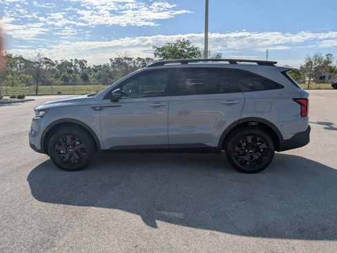Used 2023 Kia Sorento S AWD/4WD image 8