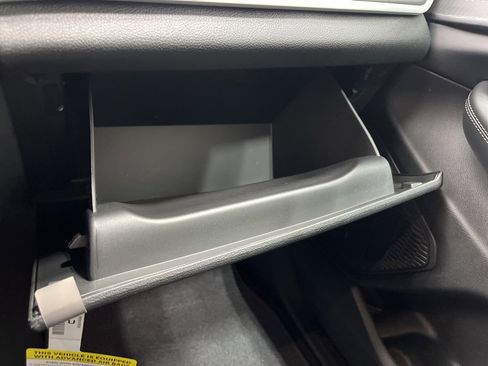 New 2025 Jeep Grand Cherokee Altitude image 21