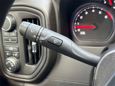 Used 2024 Chevrolet Silverado 3500 W/T image 27