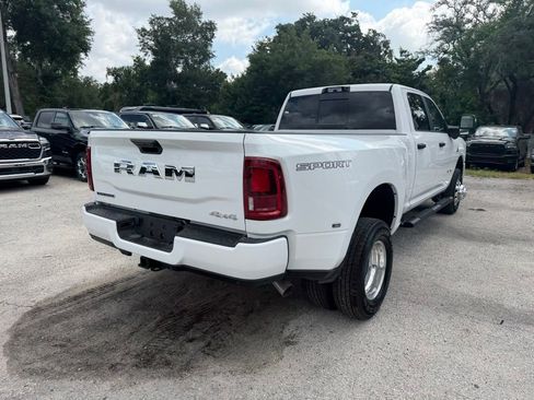 New 2026 RAM 3500 Big Horn AWD/4WD image 7