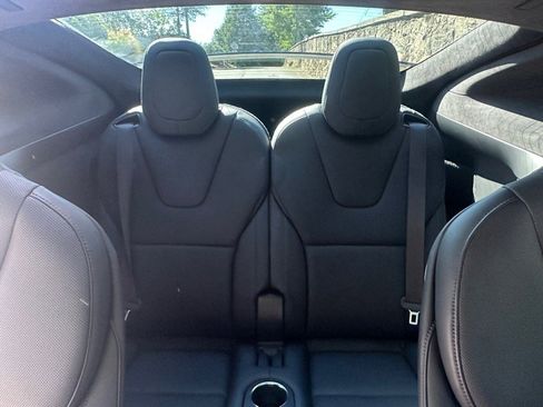 Used 2022 Tesla Model X image 63