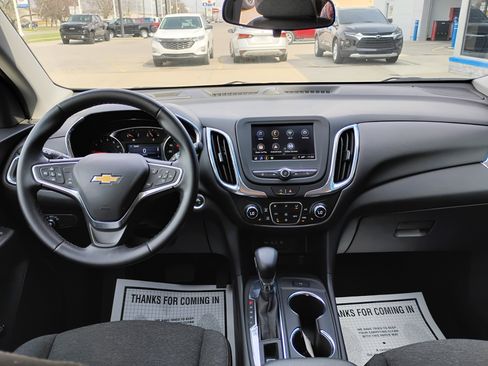 Used 2023 Chevrolet Equinox LT FWD image 5