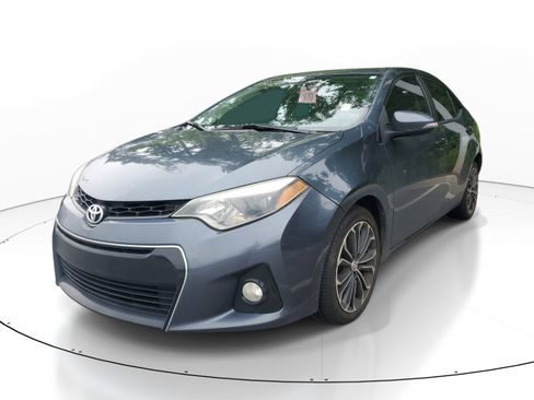 Used 2015 Toyota Corolla S w/ Driver Convenience Package FWD image 3