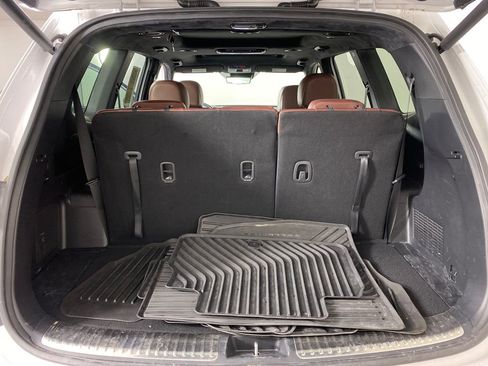 Used 2024 Kia Telluride SX Prestige w/ Towing Package image 33