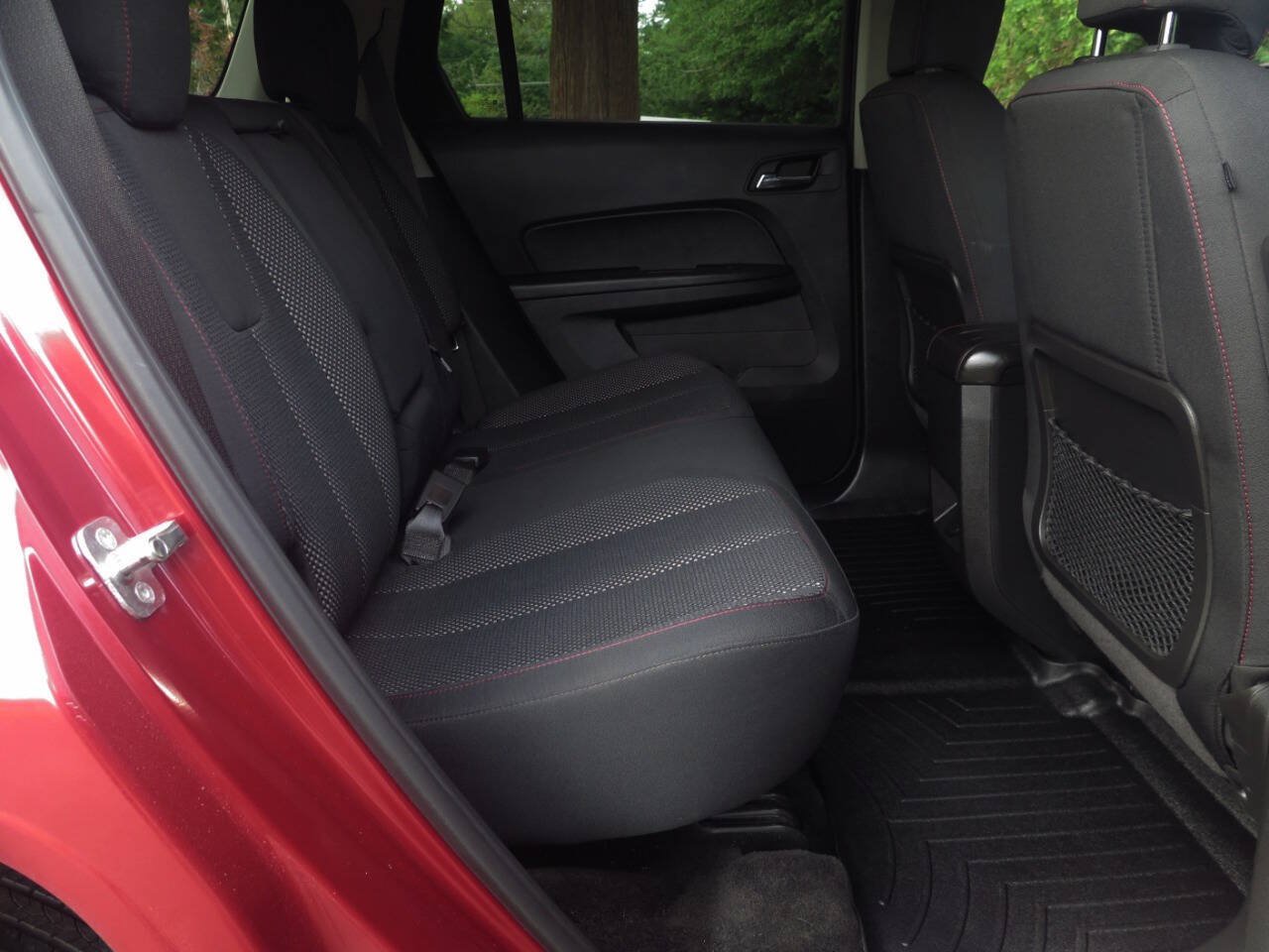 Used 2014 GMC Terrain SLE w/ Convenience Package AWD/4WD image 16