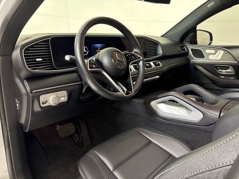Used 2025 Mercedes-Benz GLE 450 4MATIC Coupe image 15