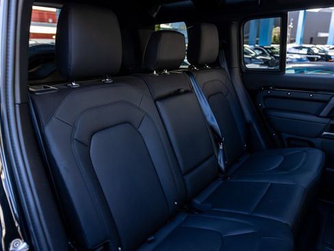 Used 2025 Land Rover Defender 110 S AWD/4WD image 31