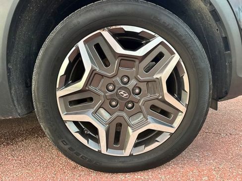 Used 2023 Hyundai Santa Fe SEL Convenience image 31