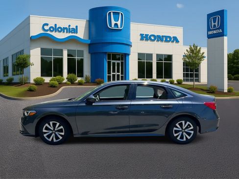 Used 2023 Honda Civic LX image 3