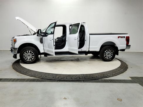 Used 2022 Ford F250 Lariat w/ Lariat Value Package image 12