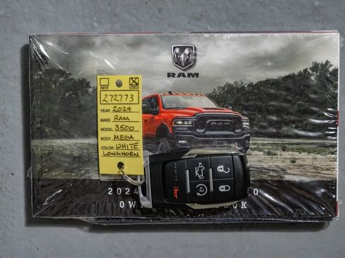 Used 2024 RAM 3500 Limited w/ Towing Technology Group AWD/4WD image 62