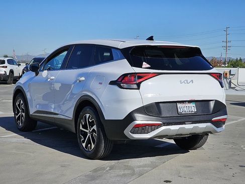 Used 2025 Kia Sportage EX image 15