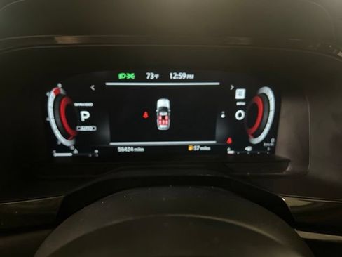 Used 2024 Nissan Pathfinder Platinum AWD/4WD image 18