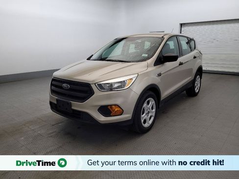 Used 2017 Ford Escape S FWD image 1