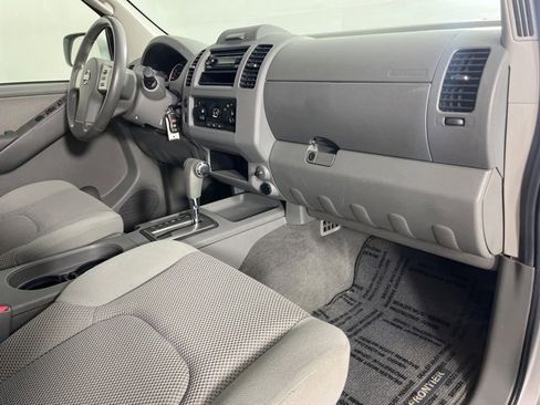 Used 2008 Nissan Frontier LE w/ Side & Curtain Airbag Pkg image 31