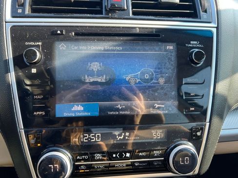 Used 2018 Subaru Outback 2.5i Premium image 13