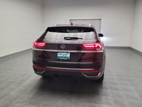 Used 2020 Volkswagen Atlas Cross Sport SE w/ Towing Package FWD image 7