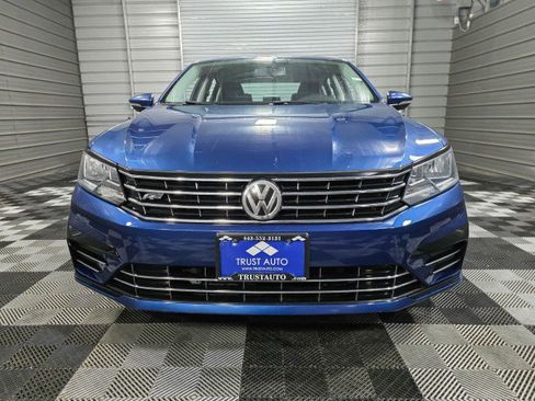 Used 2017 Volkswagen Passat 1.8T R-Line image 3