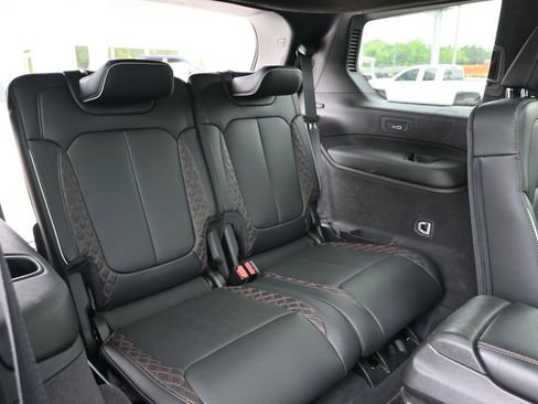 Used 2023 Jeep Grand Cherokee L Summit AWD/4WD image 42