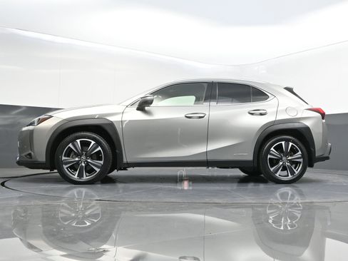 Used 2021 Lexus UX 250h w/ Premium Package image 41
