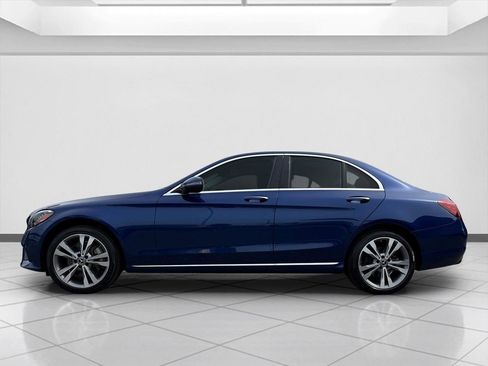 Used 2020 Mercedes-Benz C 300 4MATIC Sedan image 2