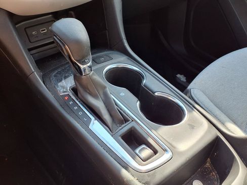 Used 2022 Chevrolet Equinox LT FWD image 14