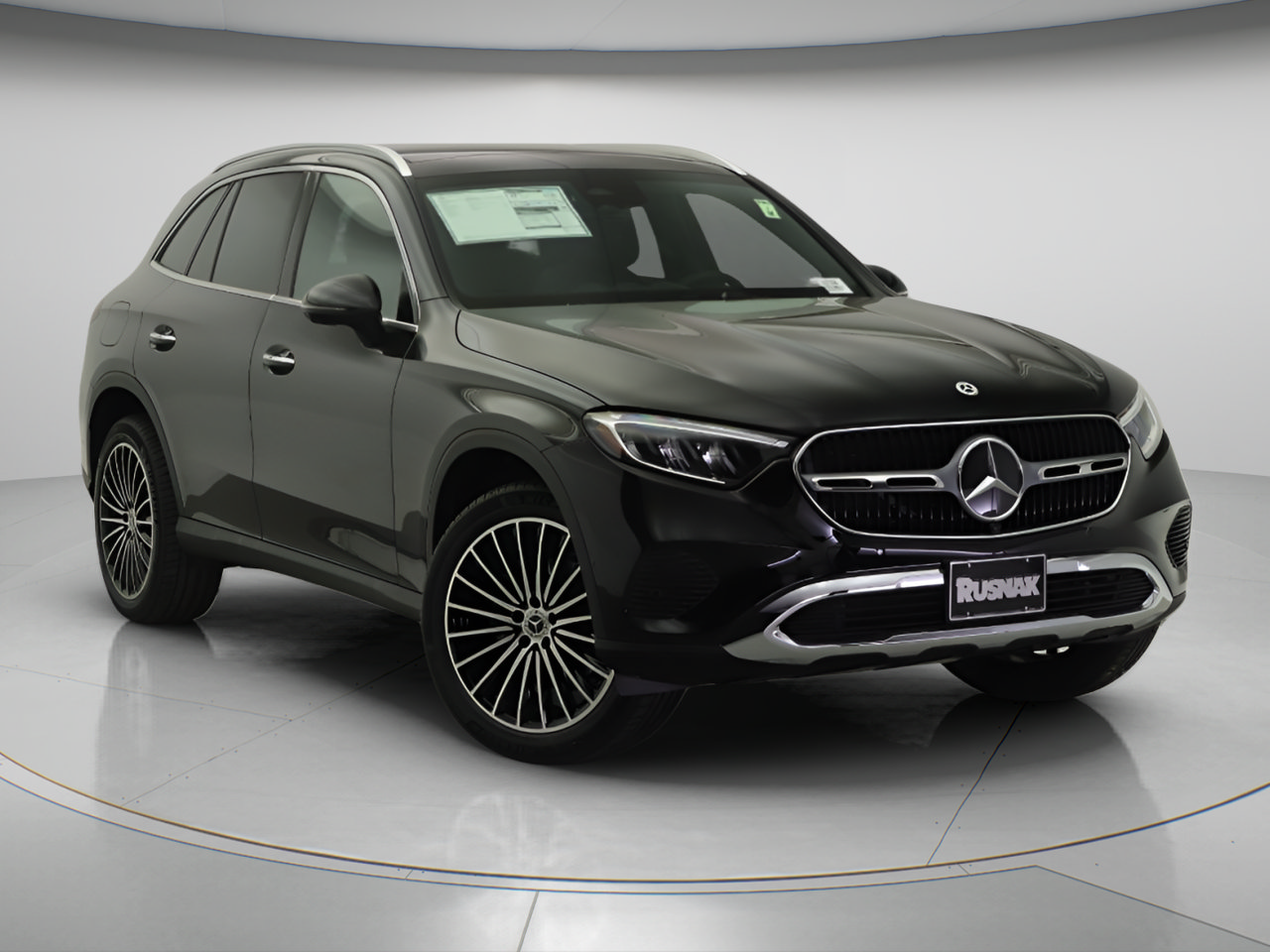 New 2027 Mercedes-Benz GLC 300 image 1