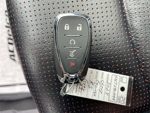 Certified 2024 Chevrolet Equinox RS w/ LPO, Floor Liner Package image 35
