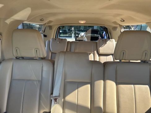Used 2016 Ford Expedition EL XLT w/ Equipment Group 202A image 11